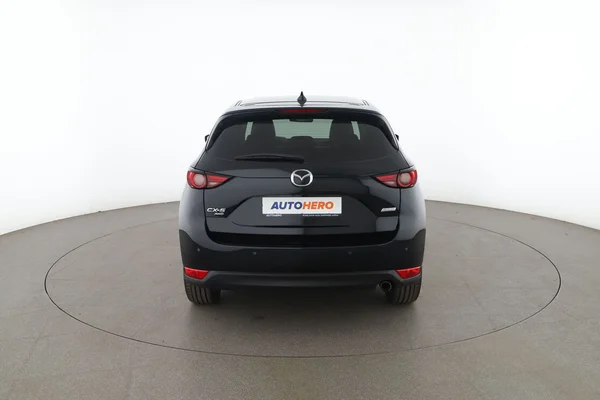 Mazda CX-5 (2019) — foto 11 van 16