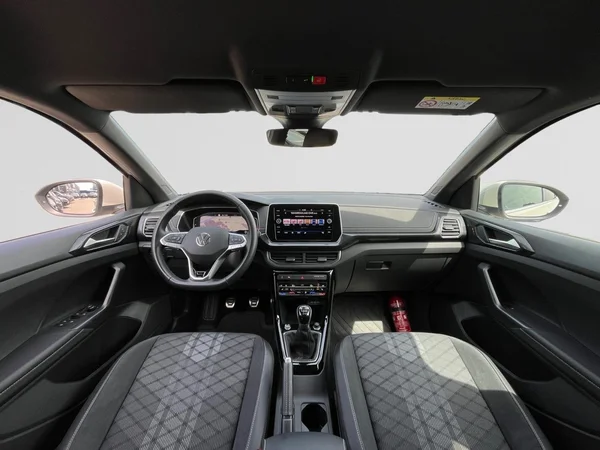 VOLKSWAGEN T-Cross (2024) — foto 16 van 22