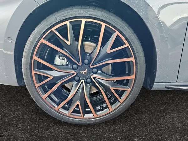 CUPRA Leon SW (2026) — foto 4 van 21