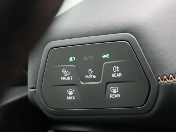 CUPRA Born (2022) — foto 14 van 47