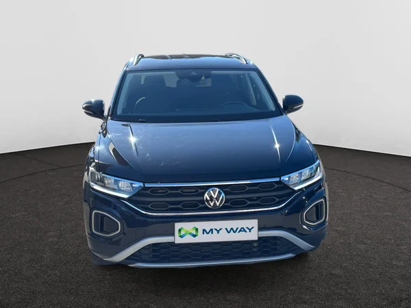 VOLKSWAGEN T-Roc (2022) — foto 15 van 21