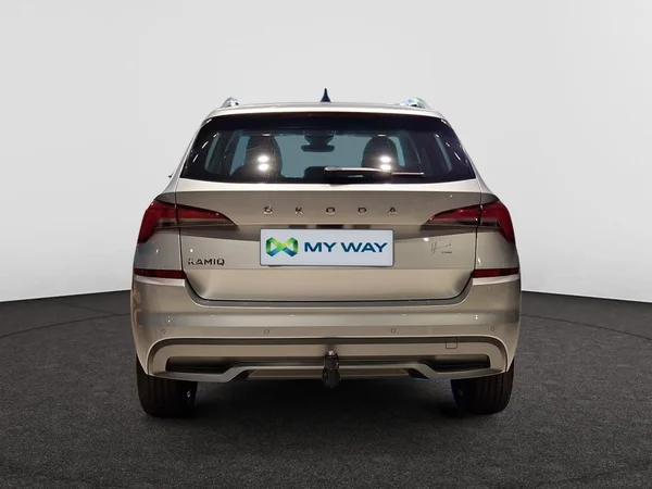 SKODA Kamiq (2023) — foto 19 van 23