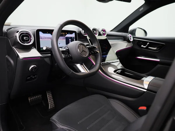 Mercedes-Benz GLC (2025) — foto 30 van 45