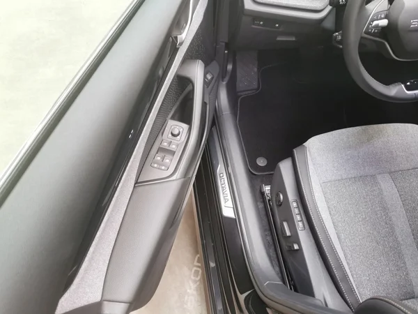 SKODA Octavia Combi (2026) — foto 5 van 15