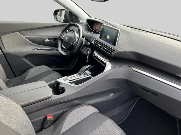 Peugeot 5008 (2019) — foto 17 van 26