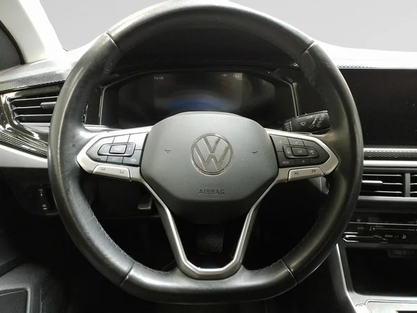 VOLKSWAGEN Polo (2024) — foto 5 van 23