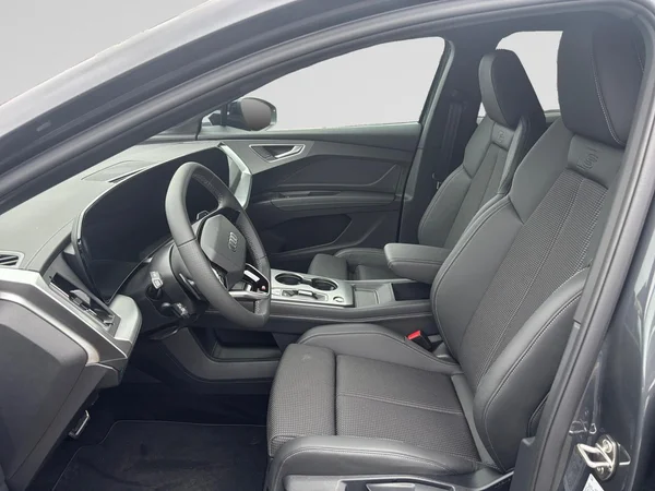 AUDI Q4 e-tron (2026) — foto 10 van 14