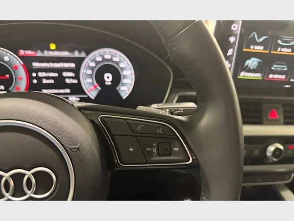 Audi A4 (2022) — foto 11 van 28
