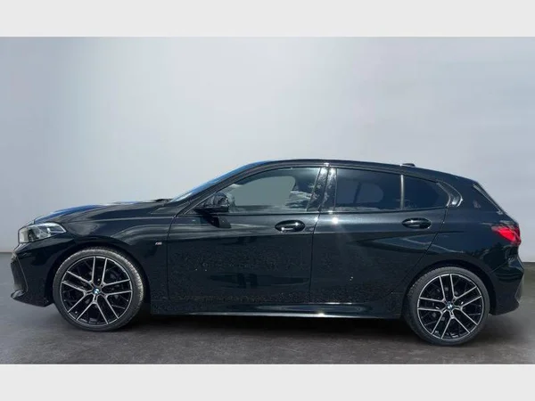 BMW 1 Hatch (2020) — foto 27 van 29