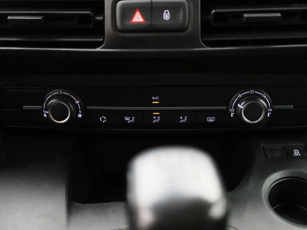 Opel Combo Life (2022) — foto 9 van 35
