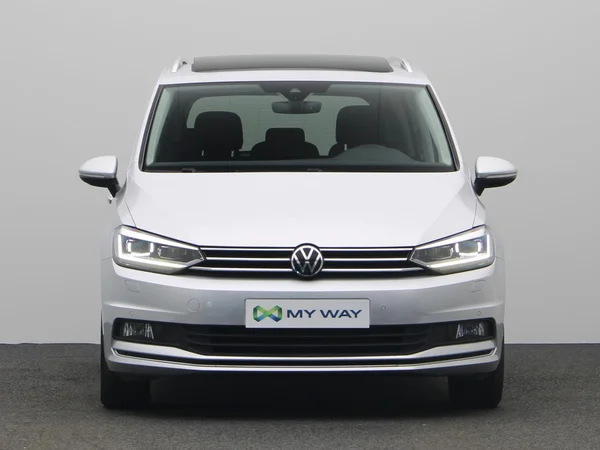 VOLKSWAGEN Touran (2022) — foto 21 van 25
