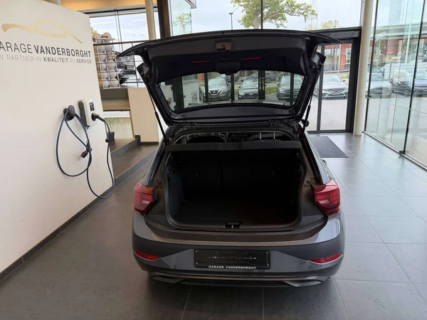 Volkswagen Polo (2022) — foto 14 van 17