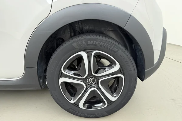 Citroen C3 (2023) — foto 13 van 16