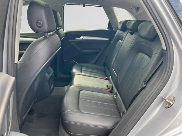 AUDI Q5 Dsl (2018) — foto 14 van 18