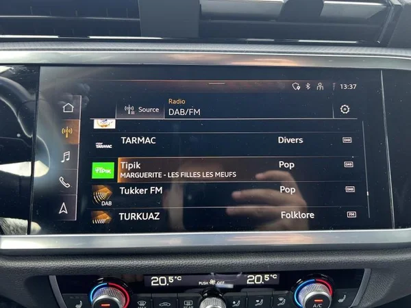 AUDI Q3 (2022) — foto 14 van 26