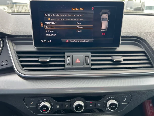 AUDI Q5 Dsl (2018) — foto 18 van 18