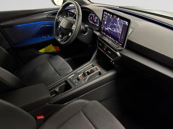 CUPRA Leon e-Hybrid (PHEV) (2026) — foto 13 van 15