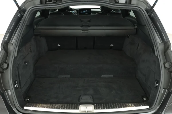 Mercedes-Benz C-Klasse (2020) — foto 8 van 16