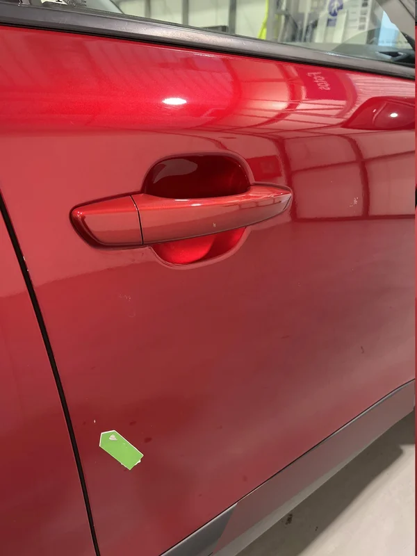 Peugeot E-2008 (2022) — foto 37 van 56