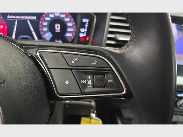 Audi A1 Sportback (2021) — foto 7 van 28