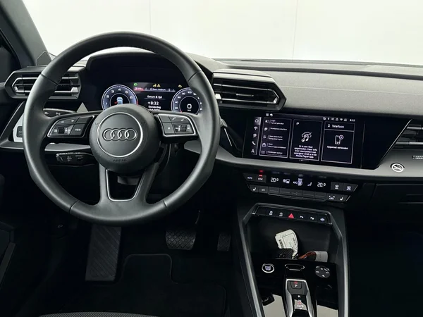 AUDI A3 Sportback (2025) — foto 14 van 18