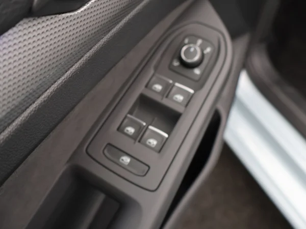 VOLKSWAGEN Golf VIII (2025) — foto 9 van 27
