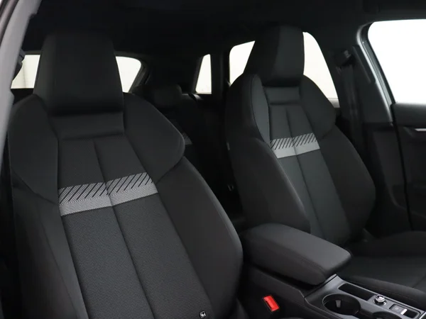 AUDI A3 Sportback (2025) — foto 16 van 18