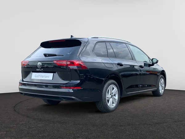 VOLKSWAGEN Golf VIII SW (2025) — foto 5 van 14
