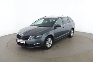 Skoda Octavia cf1a25a3-0eee-48d9-8021-ad695107b908