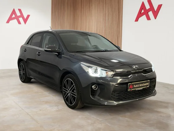 Kia Rio (2018) — foto 12 van 29