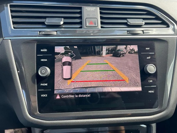 VOLKSWAGEN Tiguan Allspace (2023) — foto 2 van 18