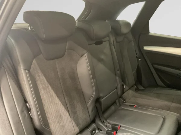 AUDI Q5 PHEV (2021) — foto 11 van 22