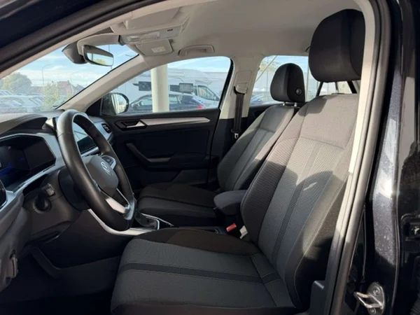 Volkswagen T-Roc (2025) — foto 2 van 22