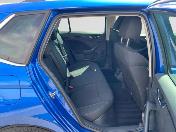 SKODA Kamiq (2022) — foto 7 van 9