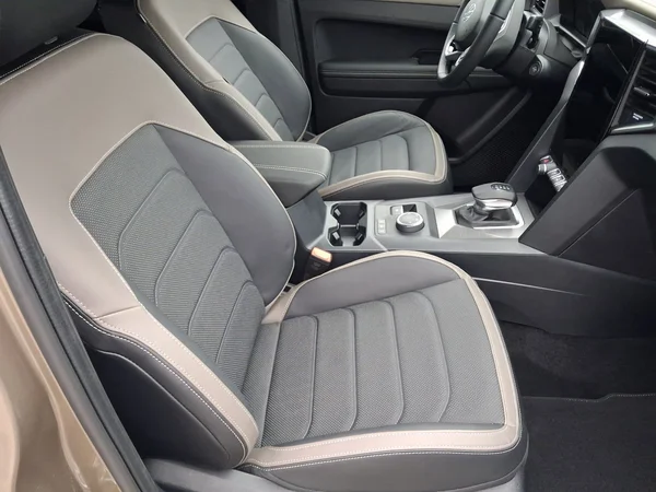 VOLKSWAGEN Amarok Double Cab Dsl (2026) — foto 18 van 21