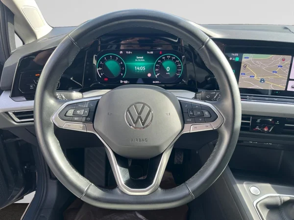 VOLKSWAGEN Golf VIII (2023) — foto 2 van 20
