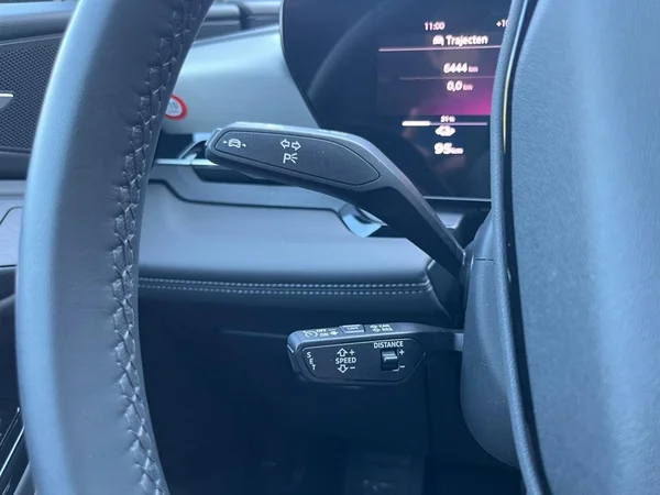 AUDI Q6 e-tron (2025) — foto 10 van 24