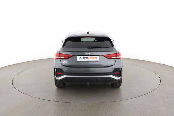 Audi Q3 (2020) — foto 11 van 16