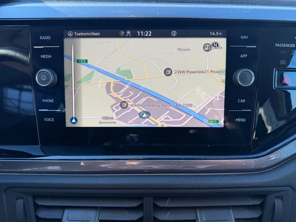 VOLKSWAGEN Taigo (2023) — foto 6 van 19