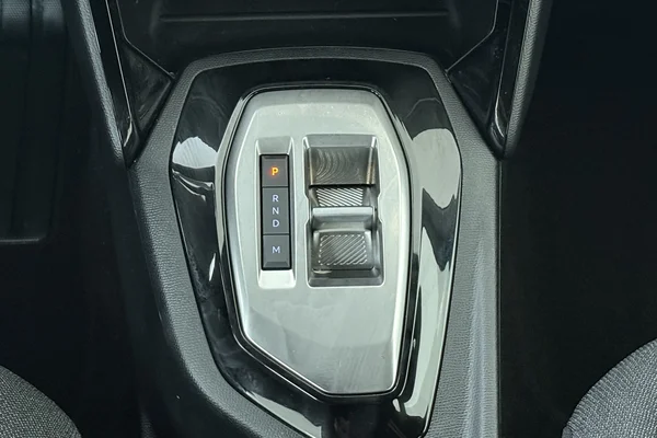 Peugeot 2008 (2025) — foto 4 van 16