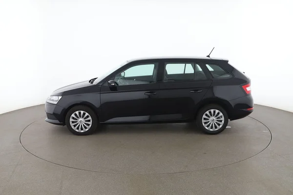 Skoda Fabia (2021) — foto 9 van 16