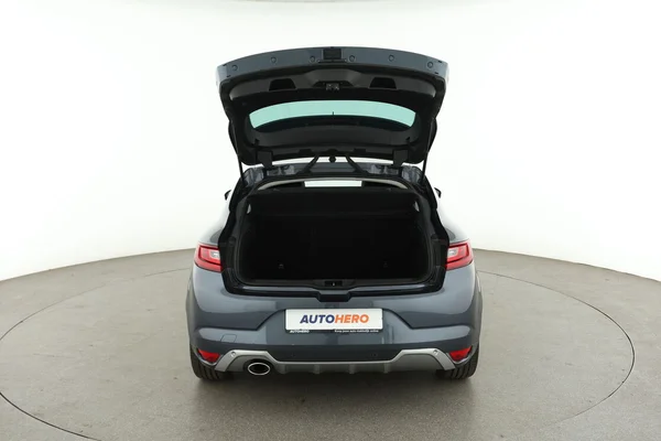 Renault Megane (2018) — foto 7 van 16