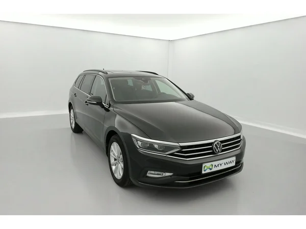 VOLKSWAGEN Passat Variant (2024) — foto 23 van 35