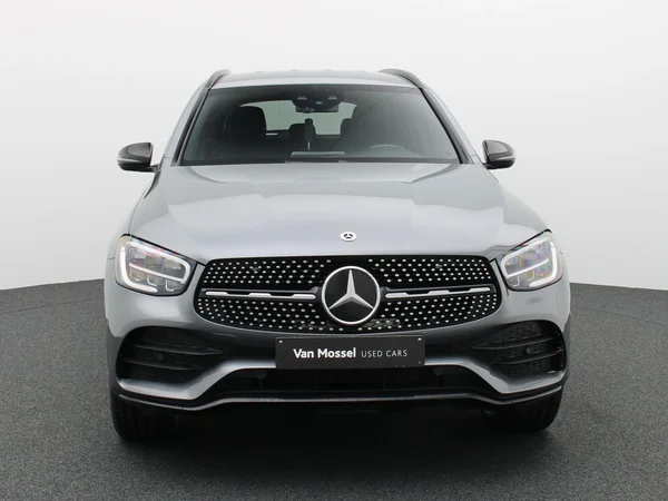 Mercedes-Benz GLC (2020) — foto 9 van 15