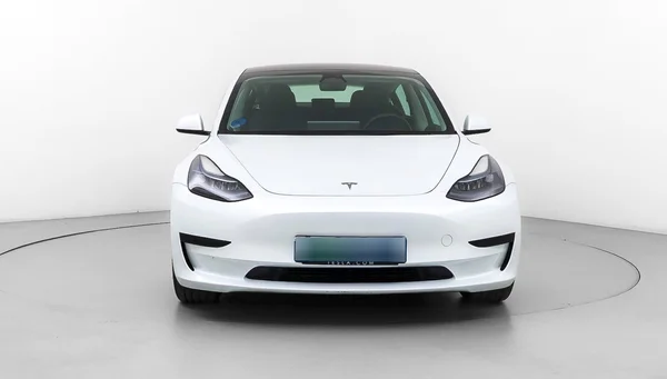 Tesla Model 3 (2023) — foto 78 van 83