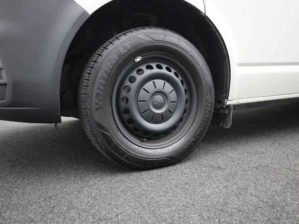 VOLKSWAGEN Transporter T6.1 1400 Fou Lwb Dsl (2024) — foto 2 van 16