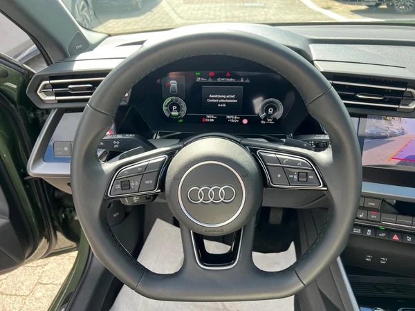 AUDI A3 Sportback PHEV (2025) — foto 6 van 24