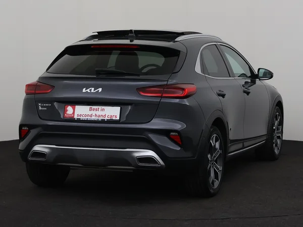 KIA XCeed (2022) — foto 23 van 34