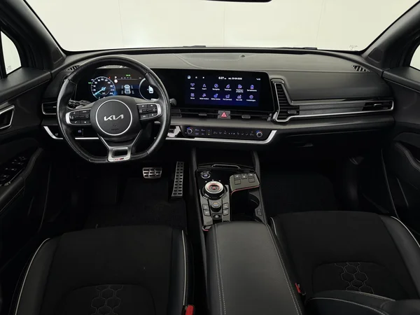 KIA Sportage (2023) — foto 36 van 36