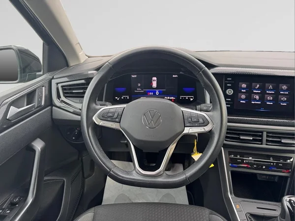 VOLKSWAGEN Polo (2022) — foto 10 van 14
